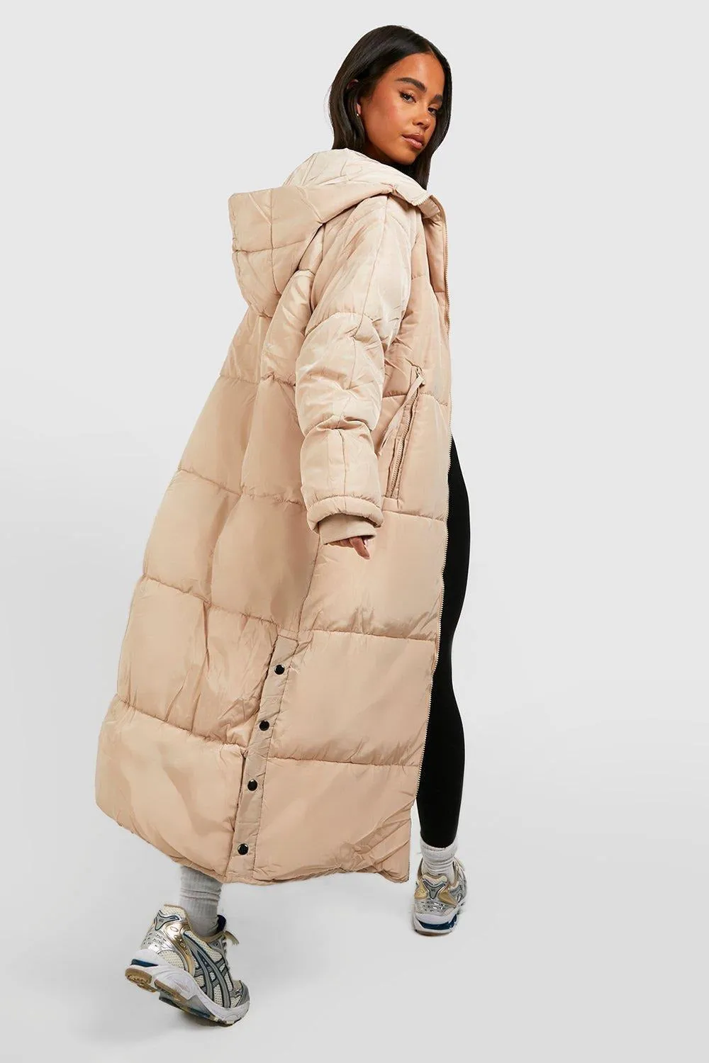 HOODED LONGLINE PUFFER JACKET-STONE