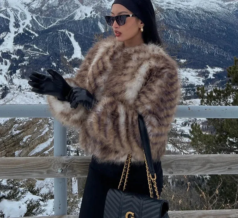 Luxury Furry Cropped faux fur coat gradient 2025 winter fashion