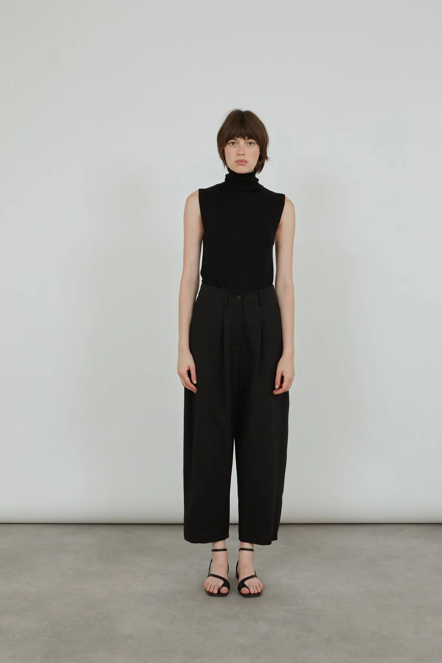 Nagi trousers | Black - Virgin wool