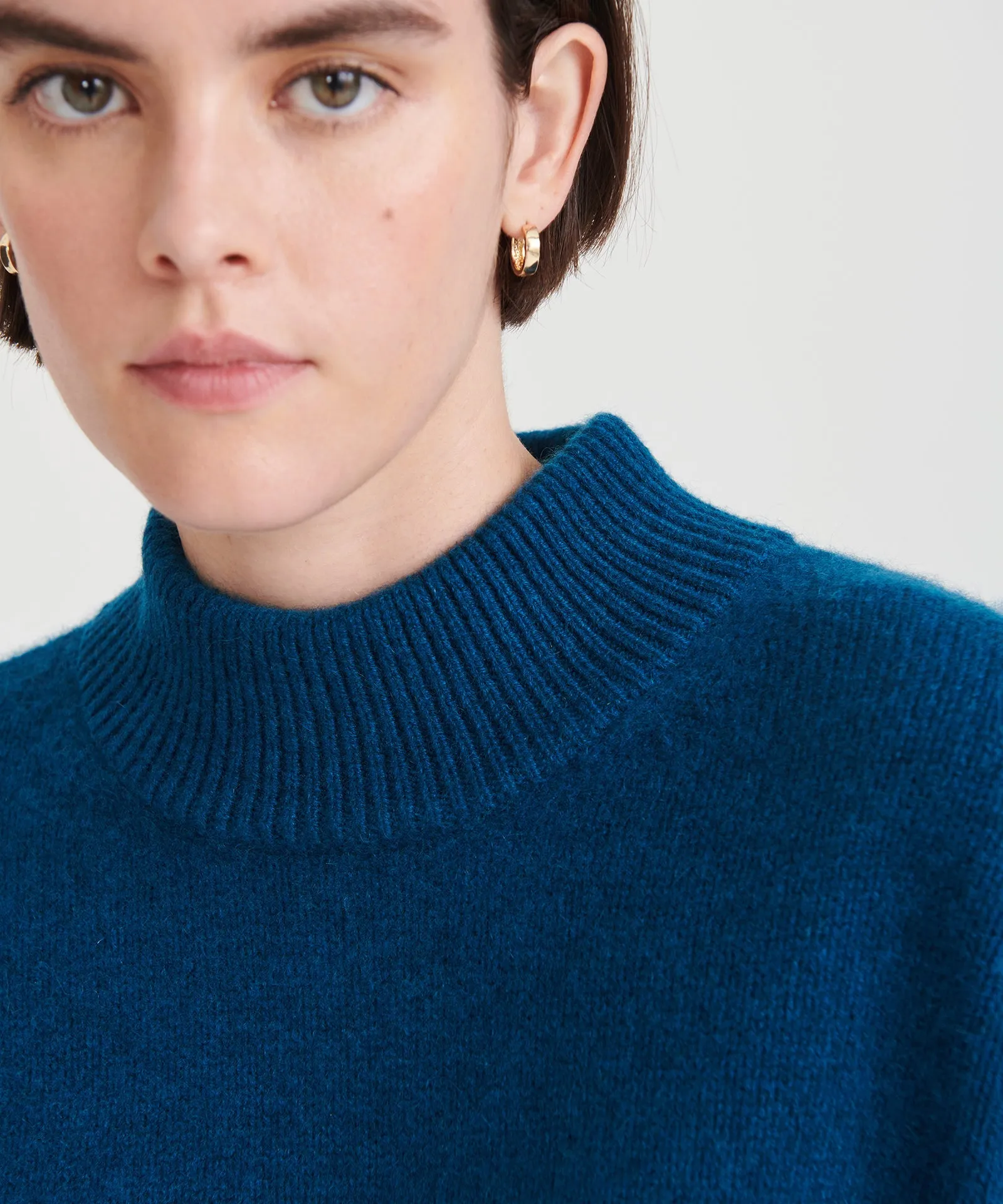 Super Luxe Cashmere Mockneck Sweater