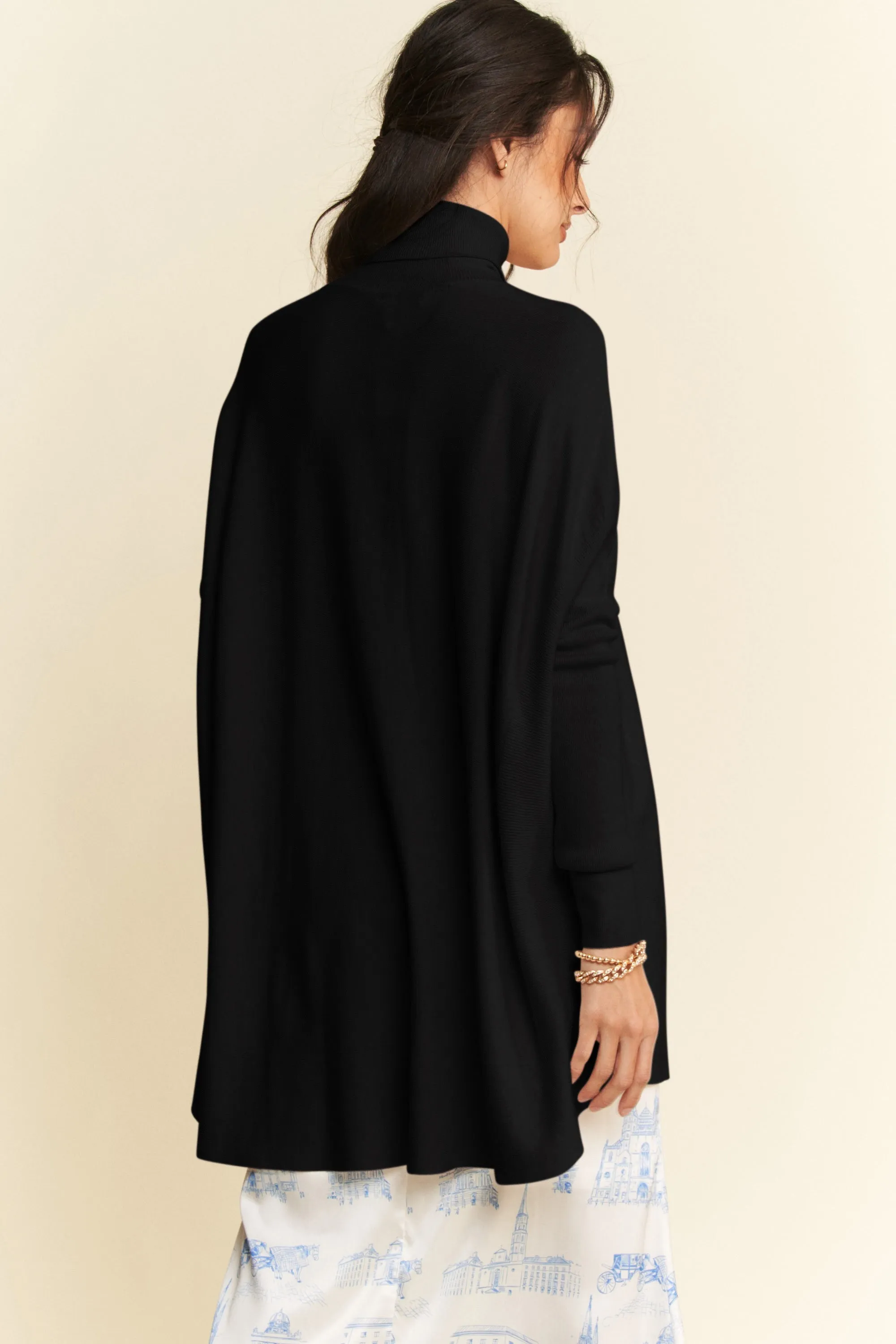 TEEK - Black High-Low Turtleneck Long Sleeve Knit Top